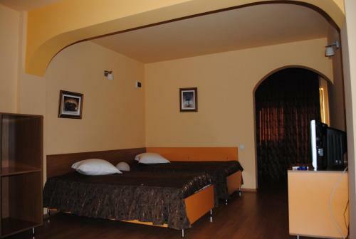 Hostal Vila Delta Travel - Mila 23