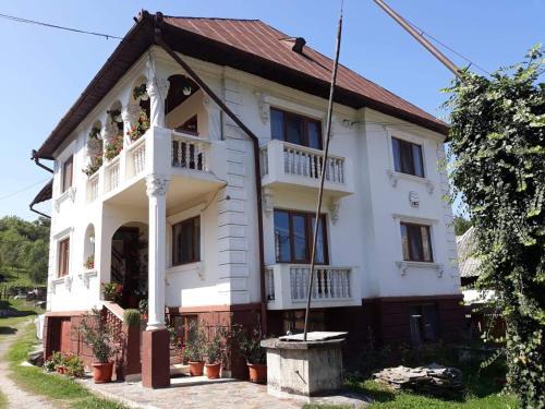 Hostal Pensiunea Denisa