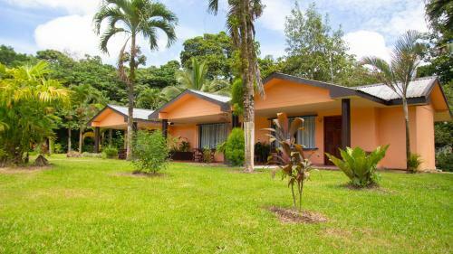 Hotel Confort Arenal