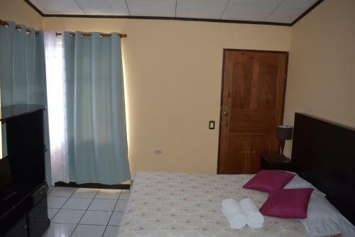 Bed & Breakfast Mapletico Guesthouse