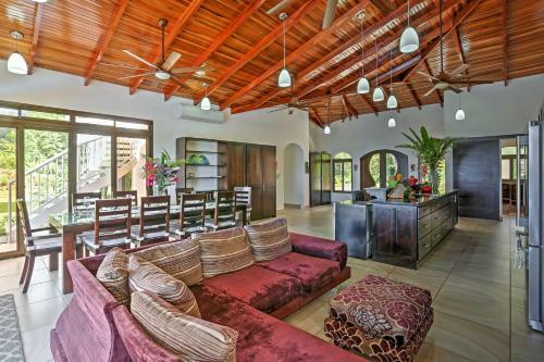 Stunning Casa de La Roca House With Infinity Pool!