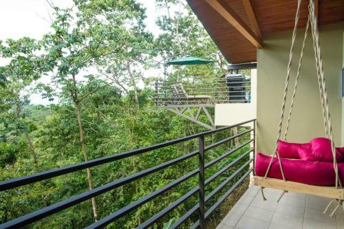 Tanager Villa