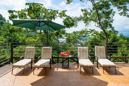 Tanager Villa