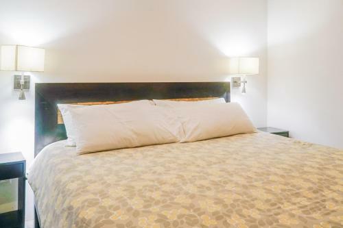 Makara Toucan Suite / 2nd Floor