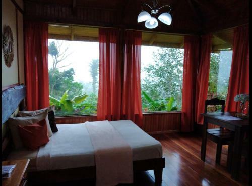 Hotel Po�s Volcano La Paz Tiquicia Lodge