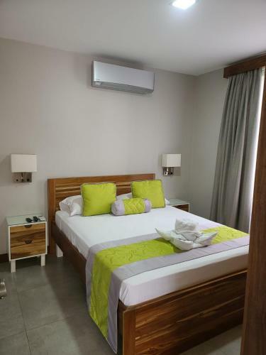 Hotel Ballena Paradise