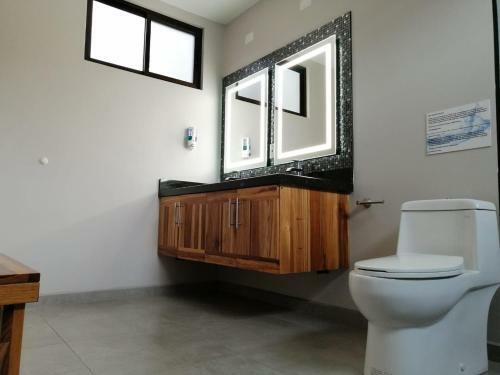 Hotel Ballena Paradise