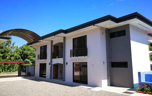 Hotel Ballena Paradise