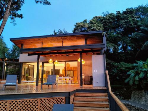 Ocean View Villa - Casana