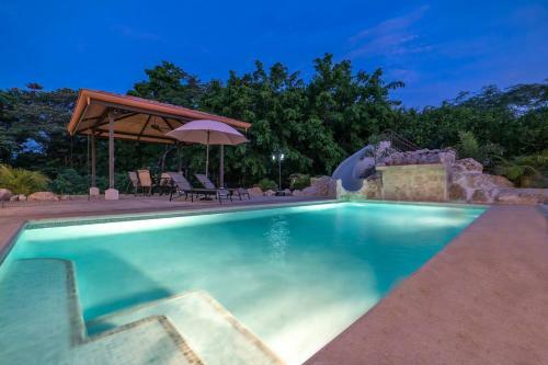 Villa Casa Bonita Beach