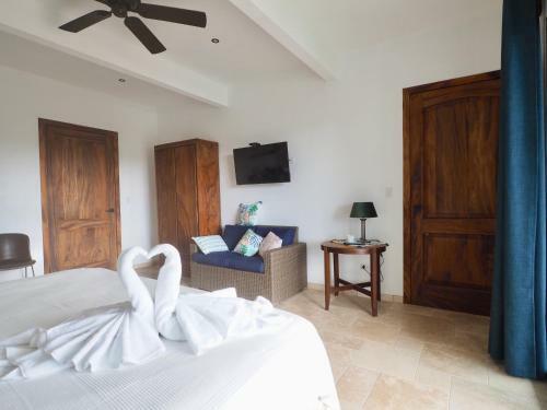 Hostal Blue Jungle Lodge