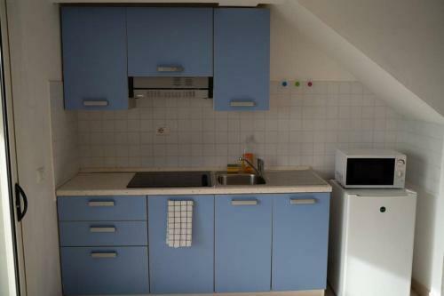 Beautiful Sea View Apartment, Terrace, Pool, Wifi, Aircon