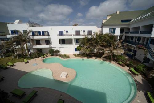 Beautiful Sea View Apartment, Terrace, Pool, Wifi, Aircon