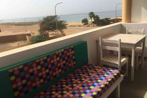 Beautiful Sea View Apartment, Terrace, Pool, Wifi, Aircon