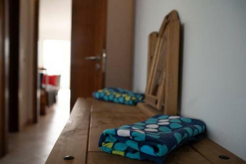 Beautiful Sea View Apartment, Terrace, Pool, Wifi, Aircon