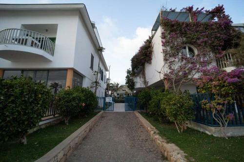 Beautiful Sea View Apartment, Terrace, Pool, Wifi, Aircon