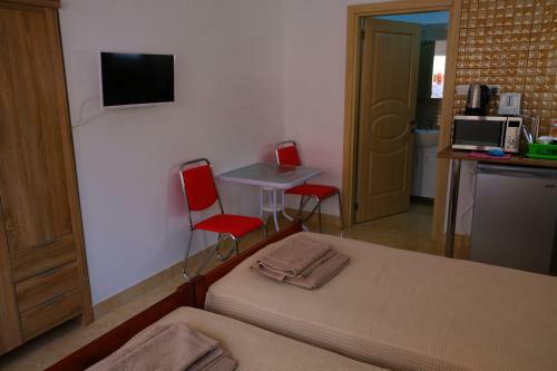 Alex Holiday Apartments