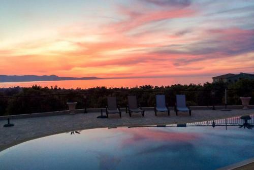 Villa Sunset View