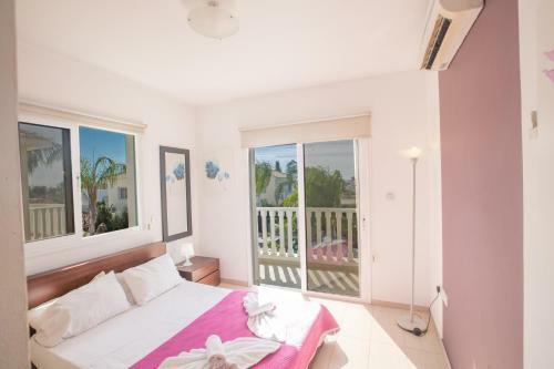 Hara Nissi Villas