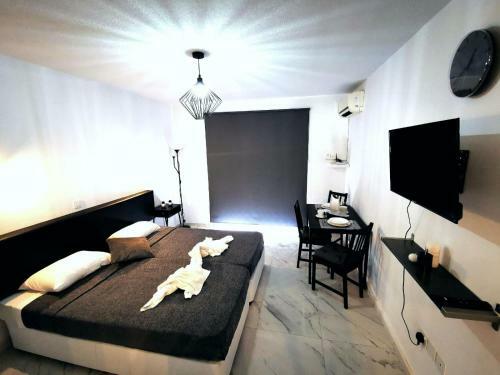 Eleana Apartments