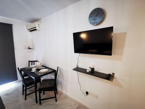 Eleana Apartments
