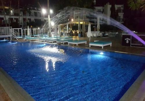 Apartamento Ayia Napa Luxury Suites