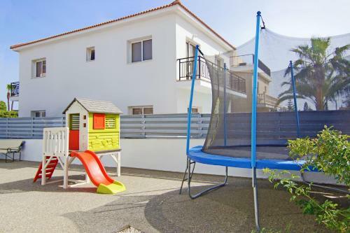 Villa Yiasemina