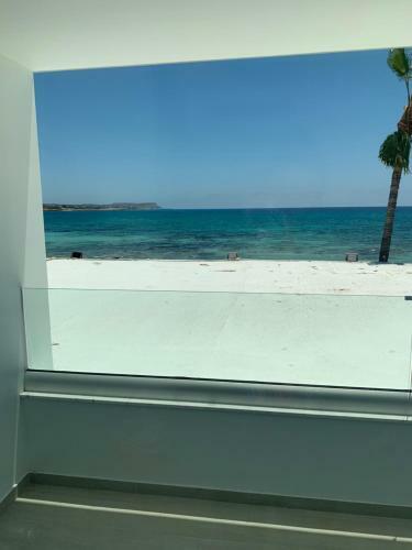 Apartamento Karousos Beach Rooms