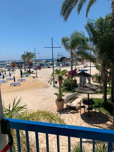 Apartamento Karousos Beach Rooms