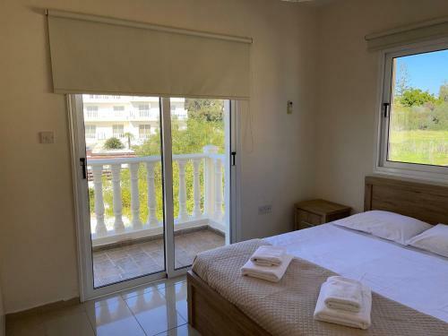 Villa Nissi Golden Beach
