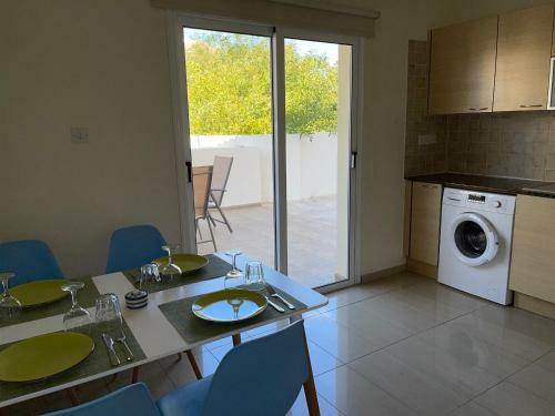 Villa Nissi Golden Beach