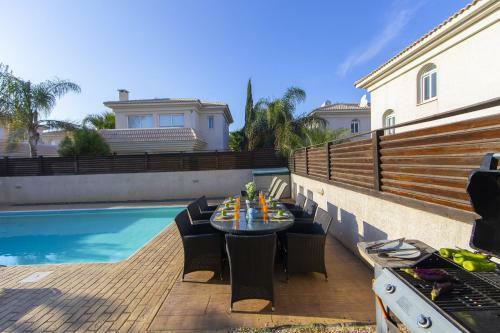 Villa Blue Water Bay