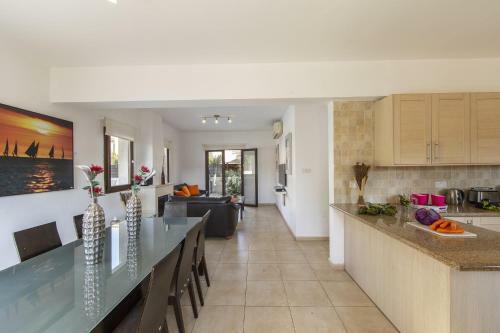 Villa Blue Water Bay