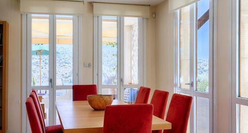 4 Bedroom Villa Andromeda With Private Infinity Pool, Aphrodite Hills Resort