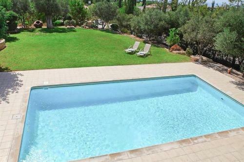 Villa In Kouklia Sleeps 6 Includes Swimming Pool Air Con And Wifi 0