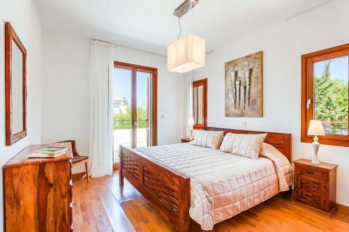 Villa In Kouklia Sleeps 6 Includes Swimming Pool Air Con And Wifi 3 1