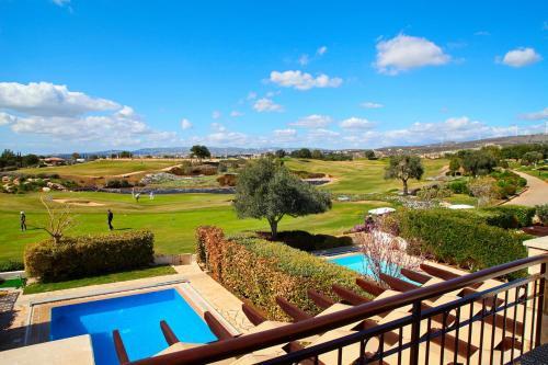Villa In Kouklia Sleeps 4 Includes Swimming Pool Air Con And Wifi 0 5