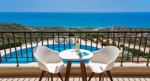 Villa Idalium - Stunning Front Line Villa With Panoramic Sea Views