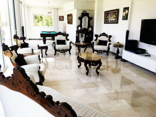 Villa Deluxe