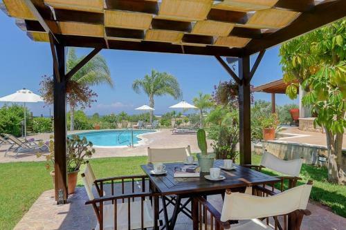 Villa In Latchi Sleeps 6 Includes Swimming Pool Air Con And Wifi 5