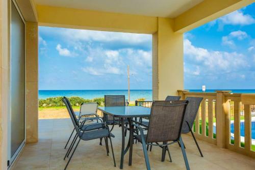 Villa Blue Diamond
