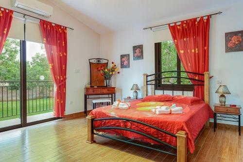 Neo Chorio Villa Sleeps 6 With Pool Air Con And Wifi