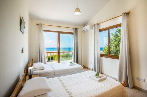 Mavroli Villa Sleeps 6 With Pool Air Con And Wifi