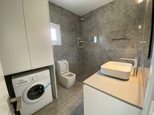 Breeze Sea View Apartment