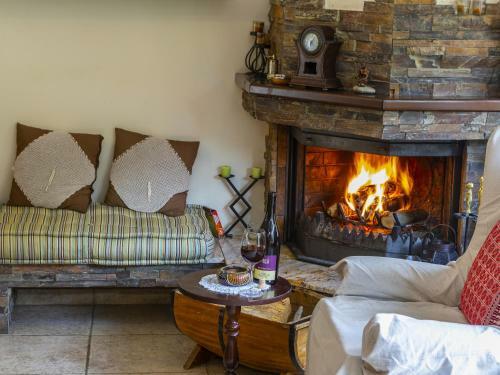 Villa Troodos Riverside Cottage