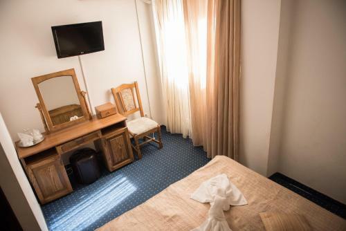 Hotel Dynes