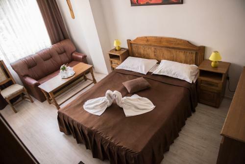 Hotel Dynes