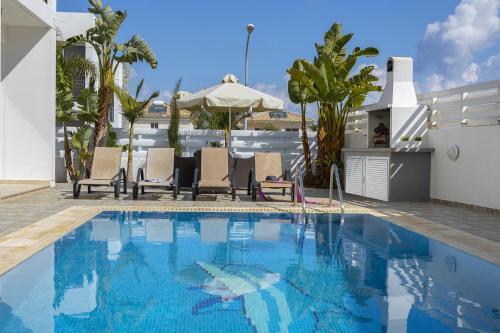 Villa Crystal Blue 15