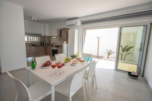 Protaras Vanilla No 5 Luxury Villa