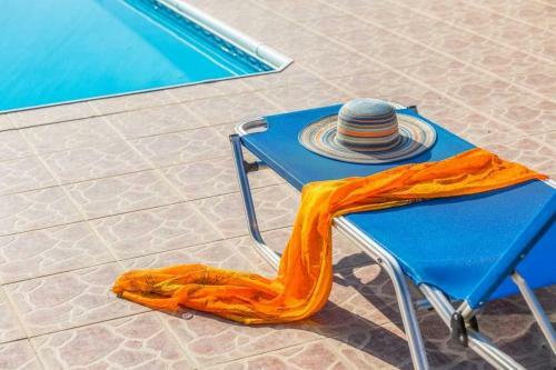 Pegeia Villa Sleeps 6 With Pool Air Con And Wifi